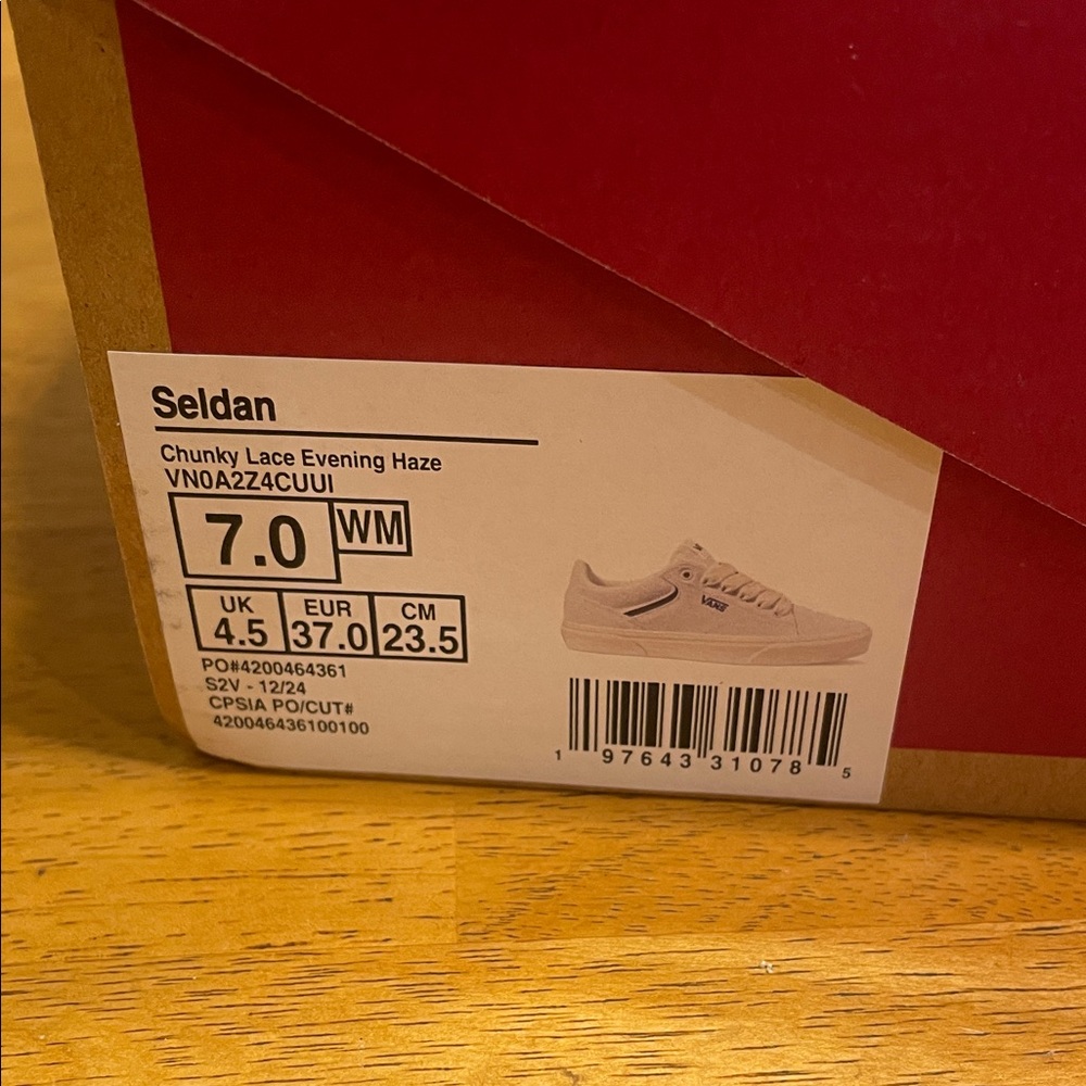New Vans Retro Inspired Women's Sz 7 Classic White and Purple Seldan Shoes - Picture 3 of 3